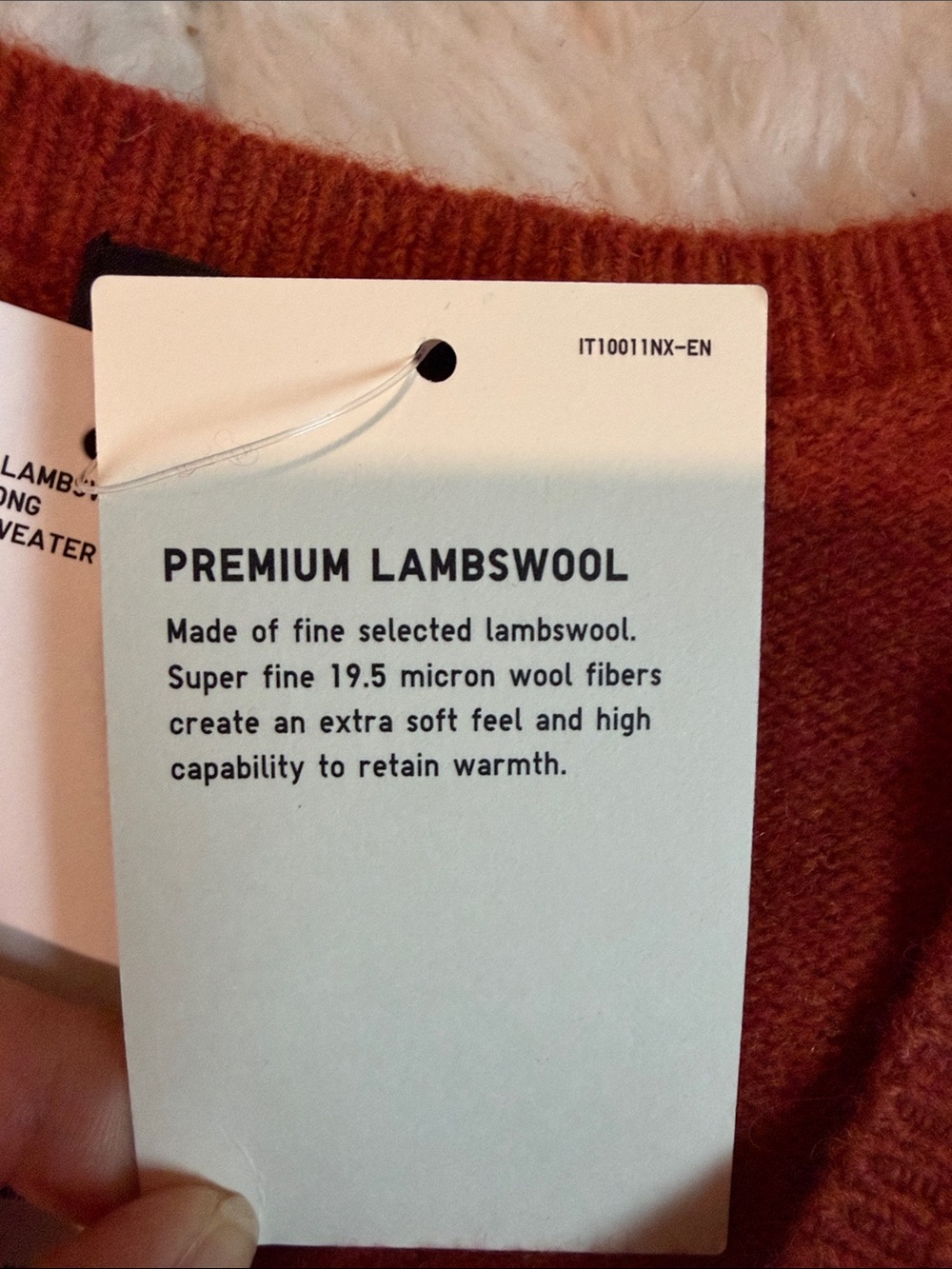 NWT - Uniqlo Men V-Neck Lambswool Sweater - Brick OrangeRed - Picture 5 of 6